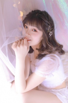 女生讲述私密照被前男友发境外论坛